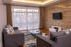 Stunning Homes Apartments in Kilimani - 2-bedroom with DSQ all ensuite